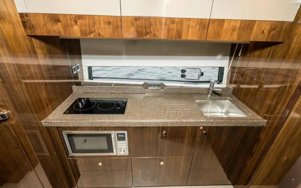slider 12 Fairline Squadron 50 - null