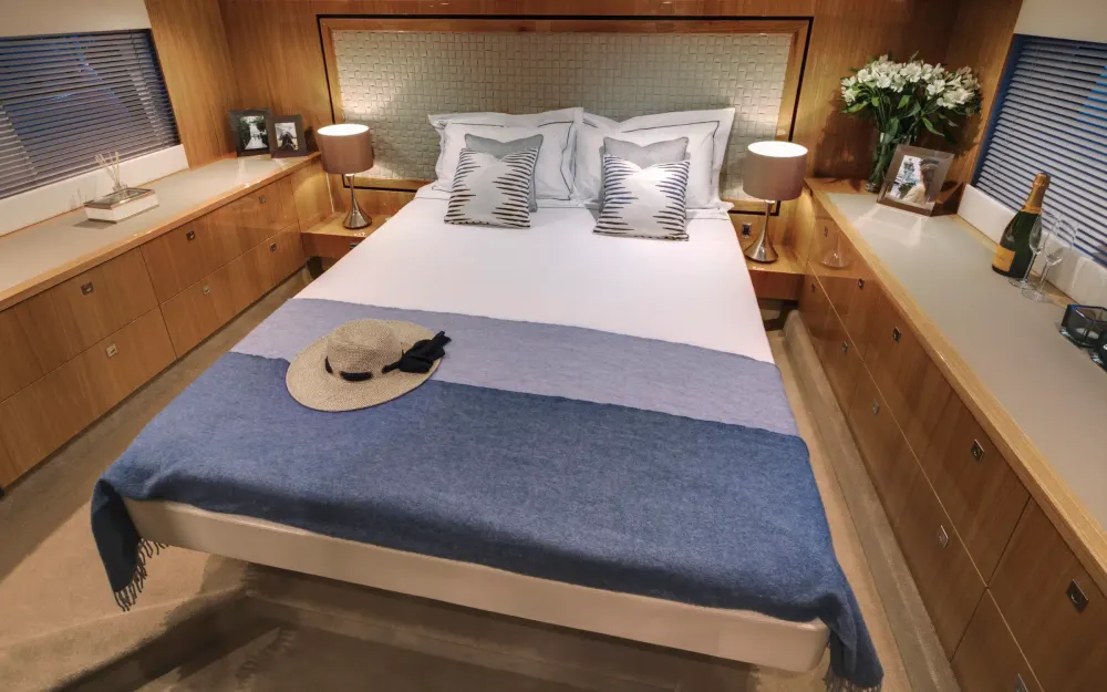 slider 13 Fairline Squadron 50 - null