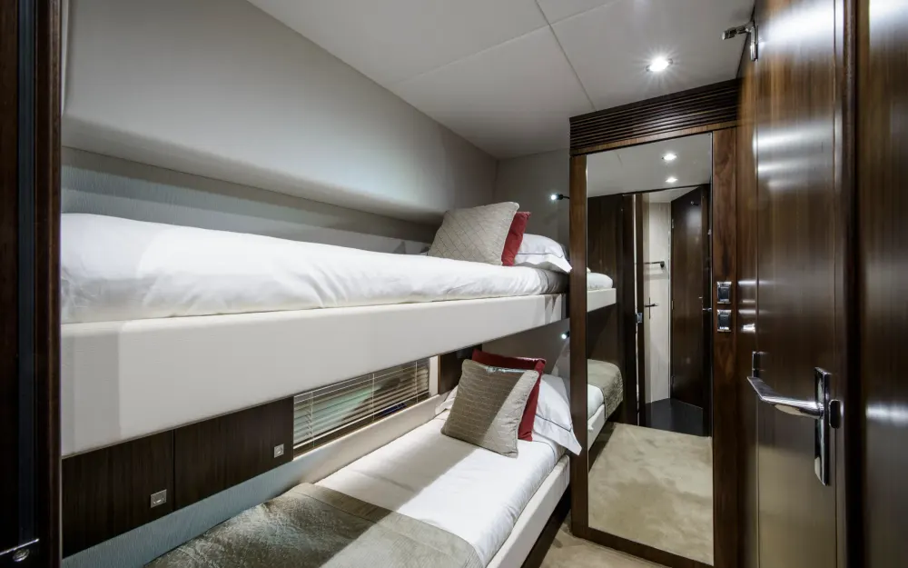slider 15 Fairline Squadron 50 - null