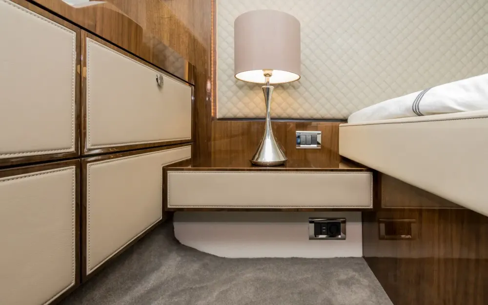 slider 16 Fairline Squadron 50 - null