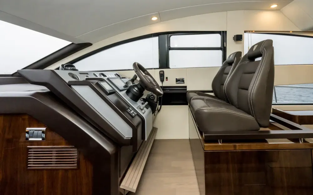slider 8 Fairline Squadron 50 - null