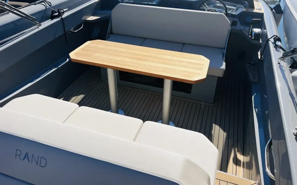 slider 7 Rand Boats Spirit 25 - null