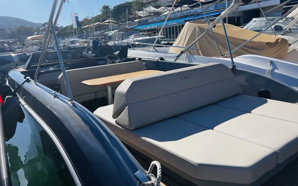 slider 8 Rand Boats Spirit 25 - null