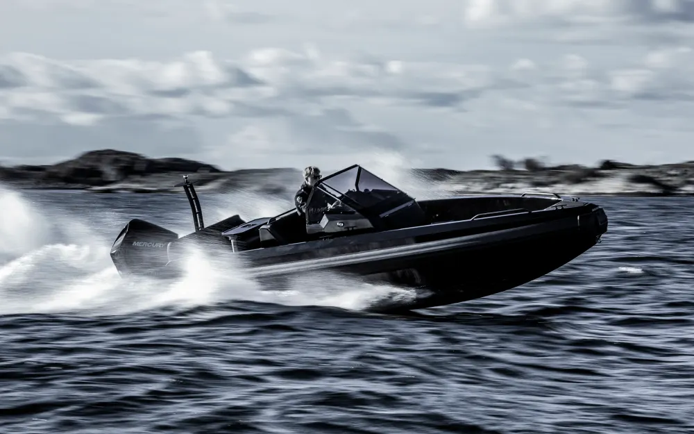 slider 13 Iron Boats  707 - null