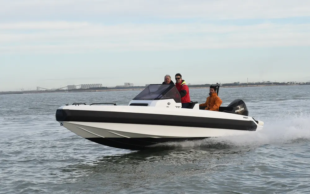 slider 3 Iron Boats  707 - null