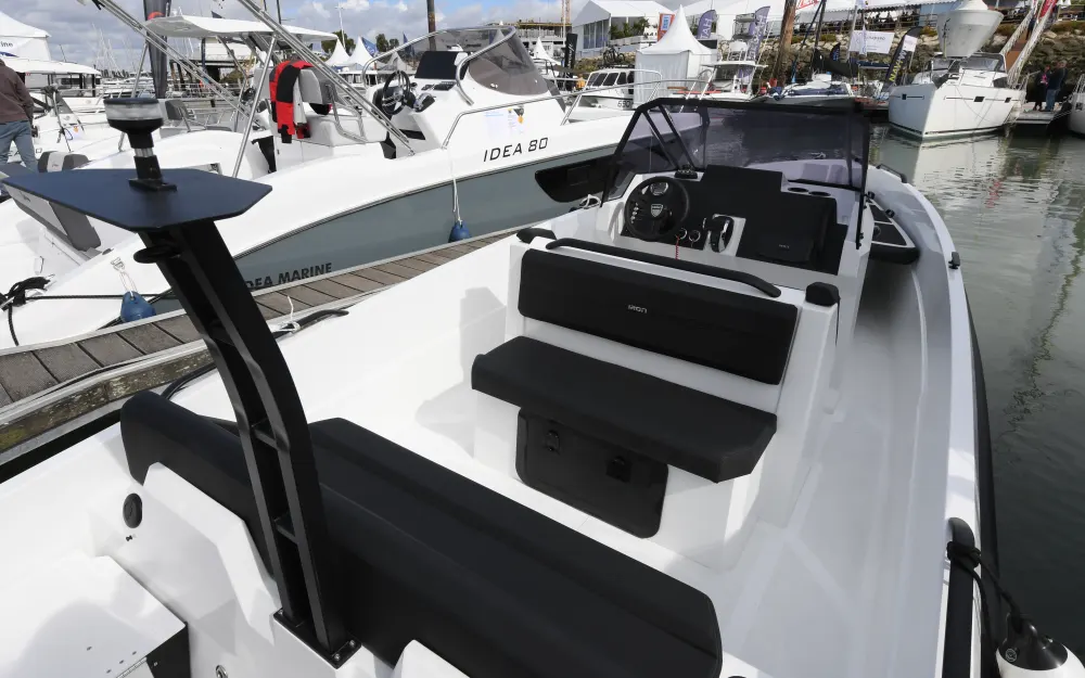 slider 7 Iron Boats  707 - null