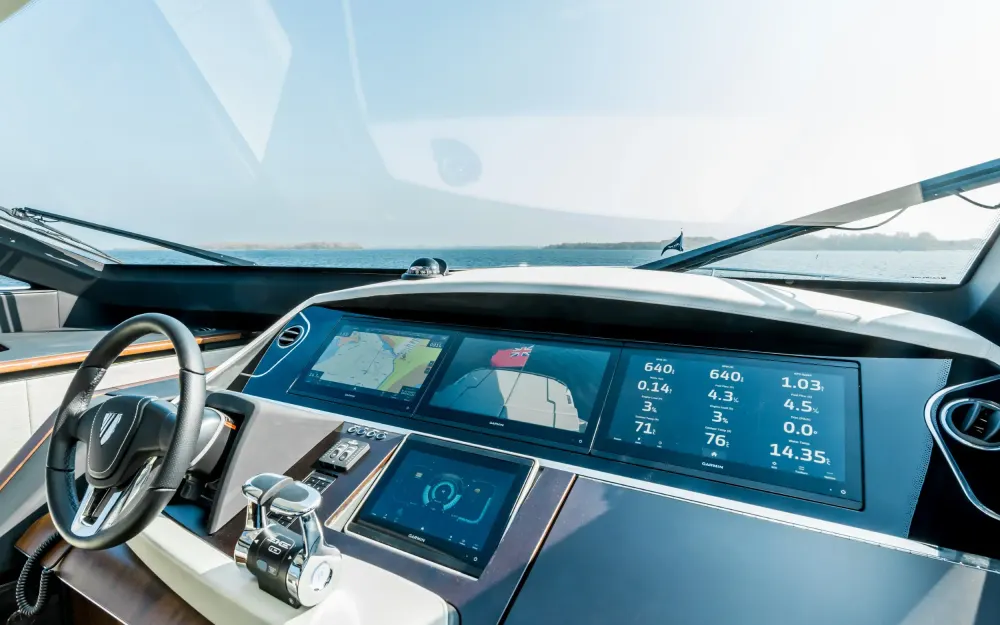 slider 20 Fairline Phantom 65 - null