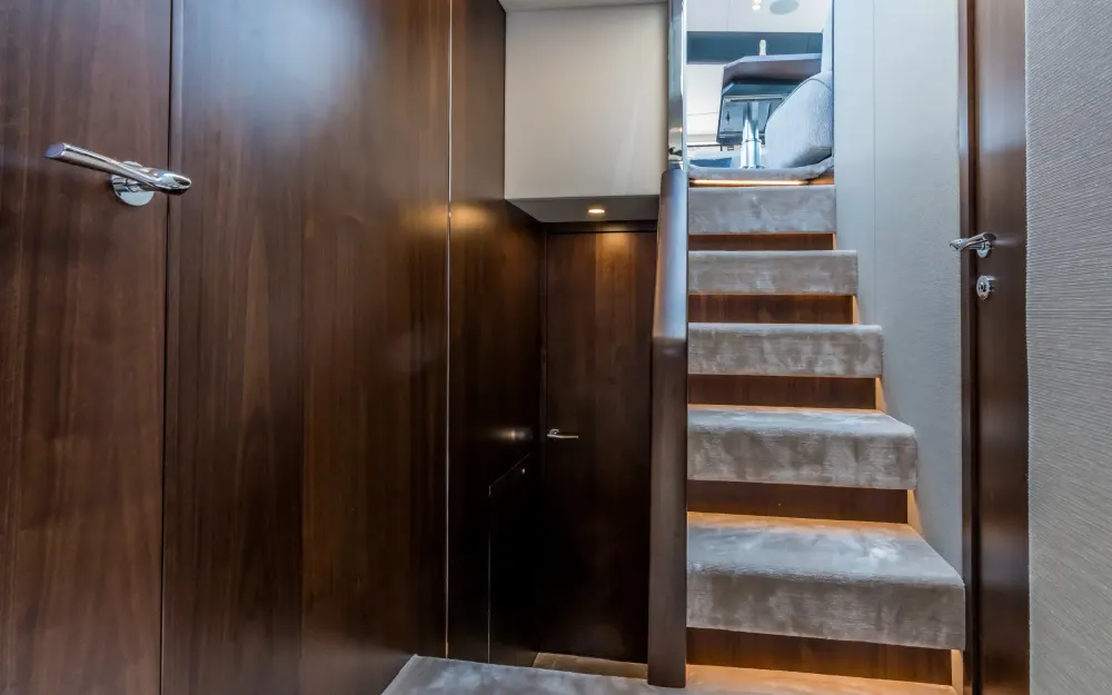 slider 27 Fairline Phantom 65 - null