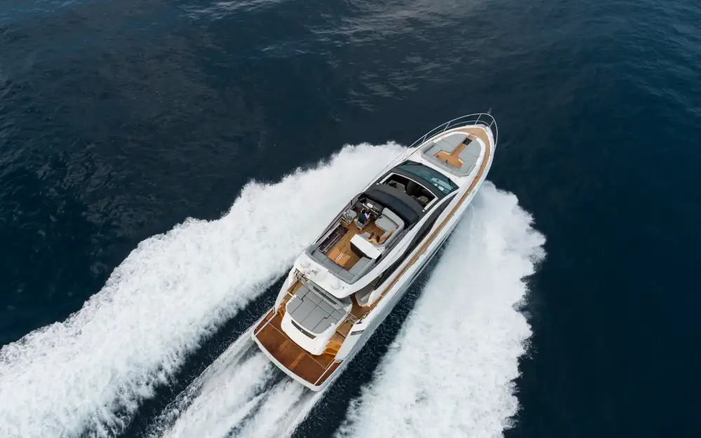 slider 6 Fairline Phantom 65