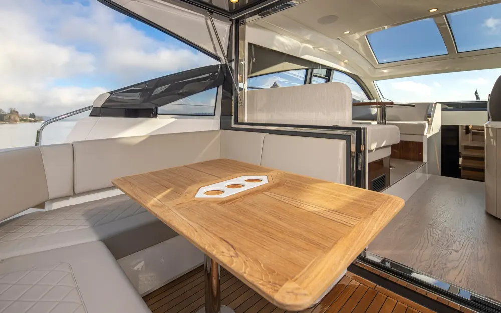 slider 5 Fairline Targa 45 Gran Turismo