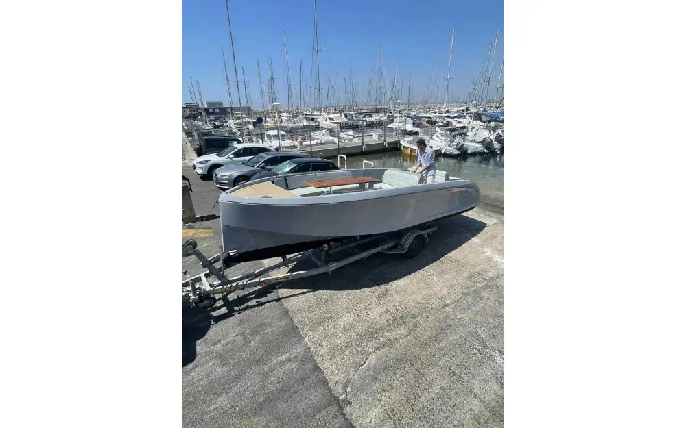 slider 22 Rand Boats Mana 23