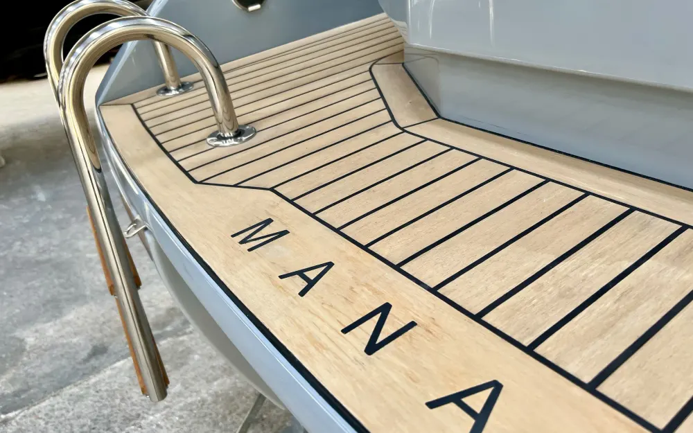 slider 8 Rand Boats Mana 23 - null