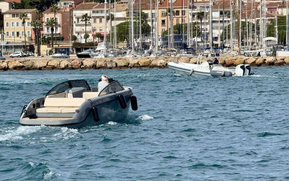 slider 3 Rand Boats Supreme 27 - null