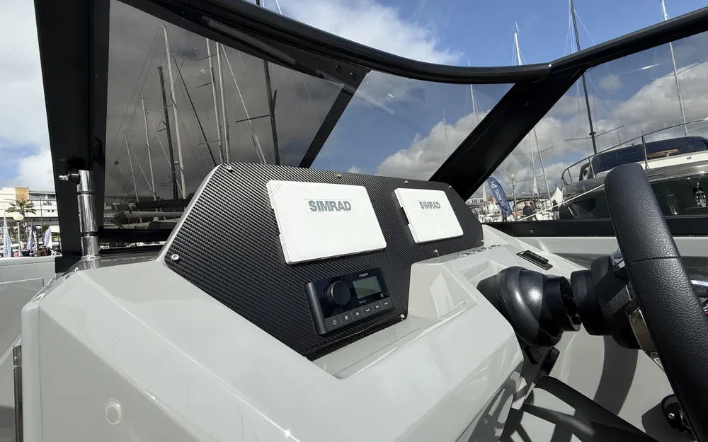 slider 7 Rand Boats Supreme 27 - null