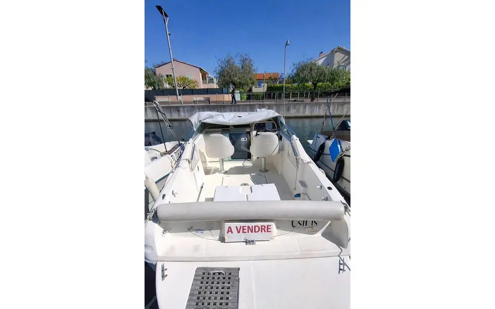 slider 6 Jeanneau Leader 705