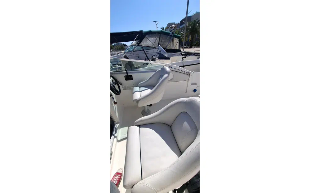 slider 20 Jeanneau Leader 705