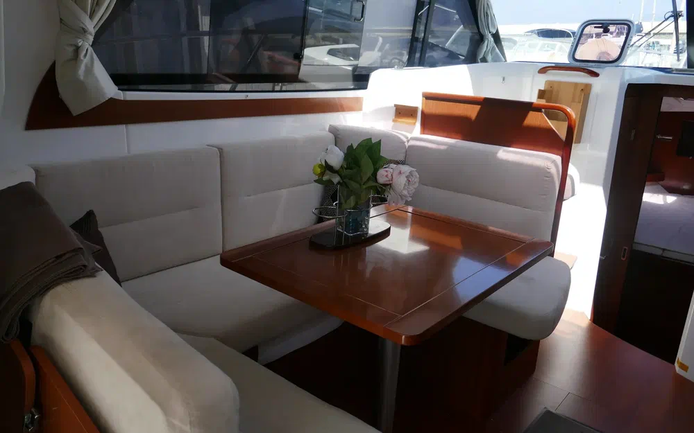 slider 15 Beneteau Antares 30 S