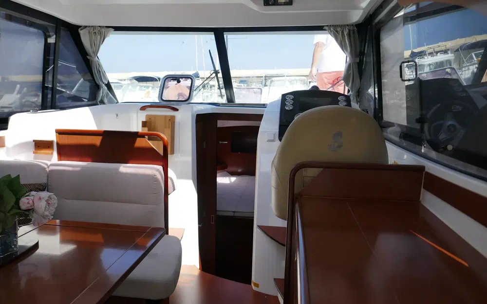 slider 8 Beneteau Antares 30 S