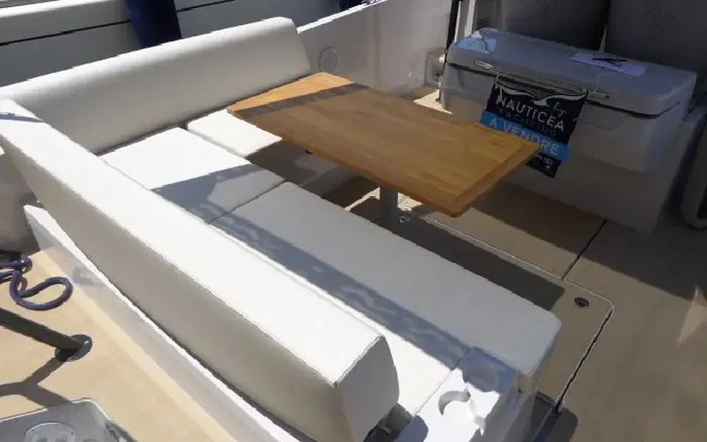 slider 11 Mercury 300