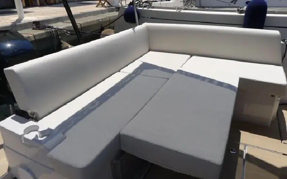 slider 12 Mercury 300