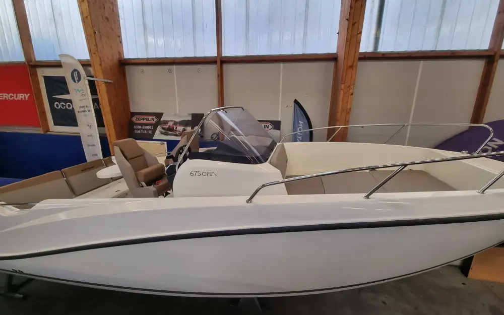 slider 1 Quicksilver Activ 675 Open Smart Pack