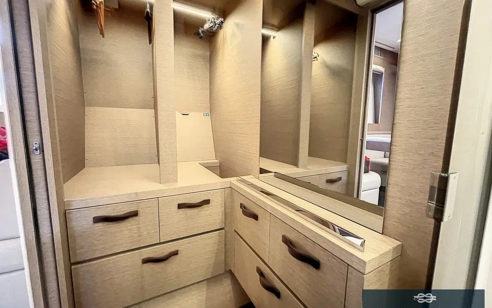 slider 22 Prestige Yachts Prestige 590 S