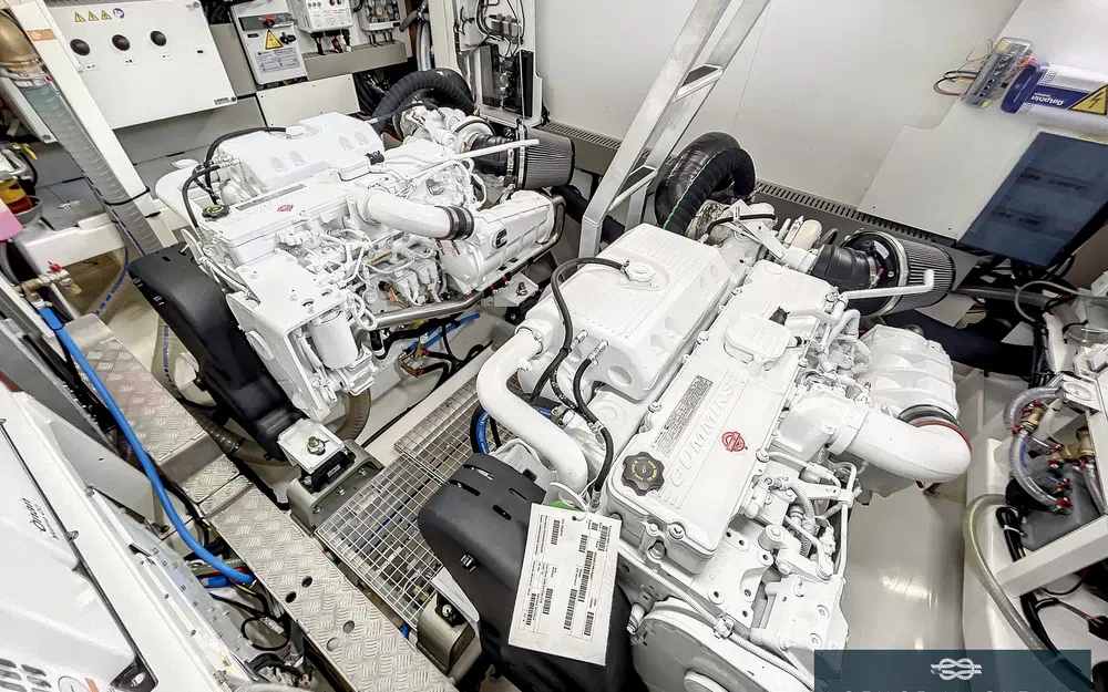 slider 31 Jeanneau Prestige 590