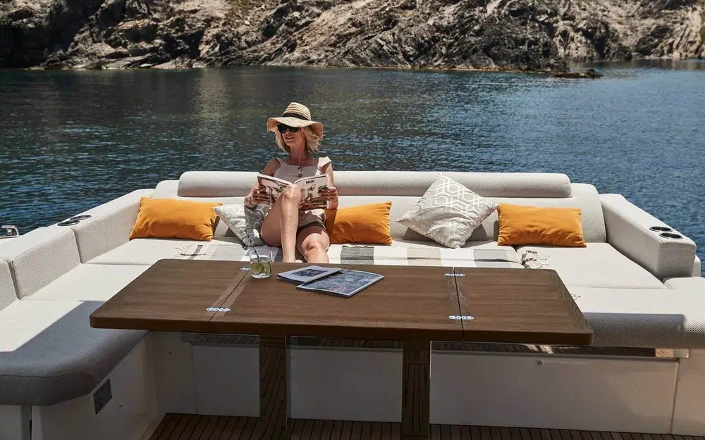 slider 46 Prestige Yachts 590 S