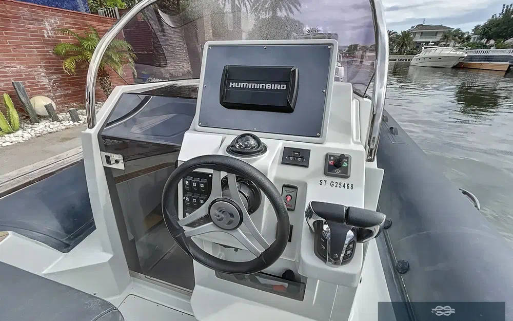 slider 14 Capelli Tempest 1000