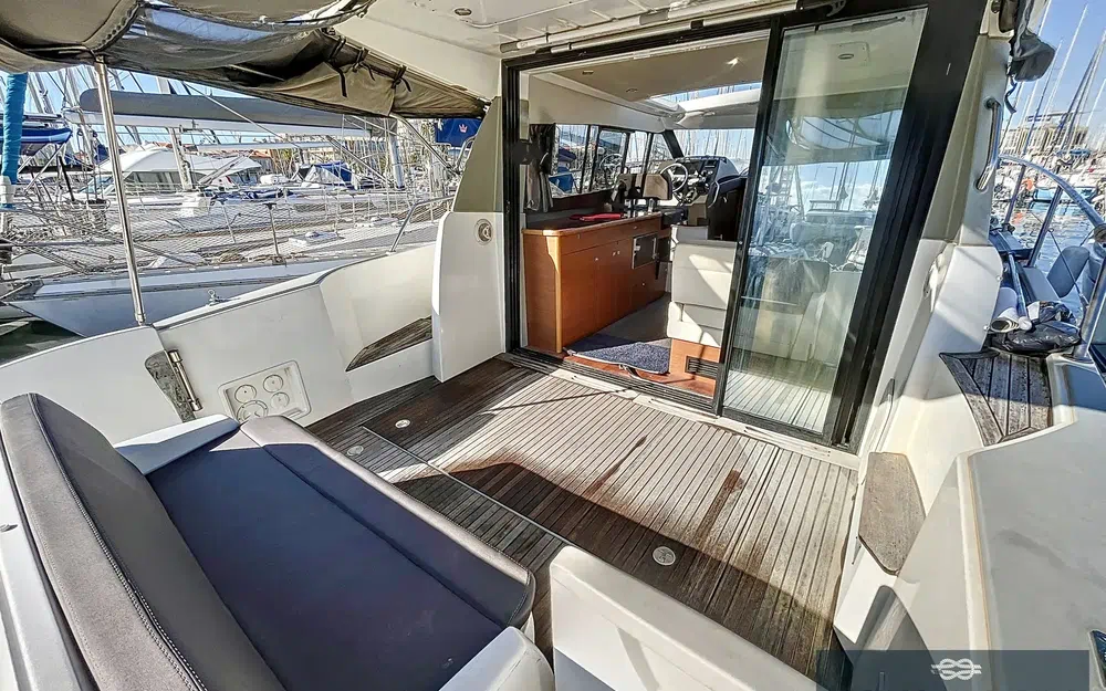 slider 1 Jeanneau NC 11