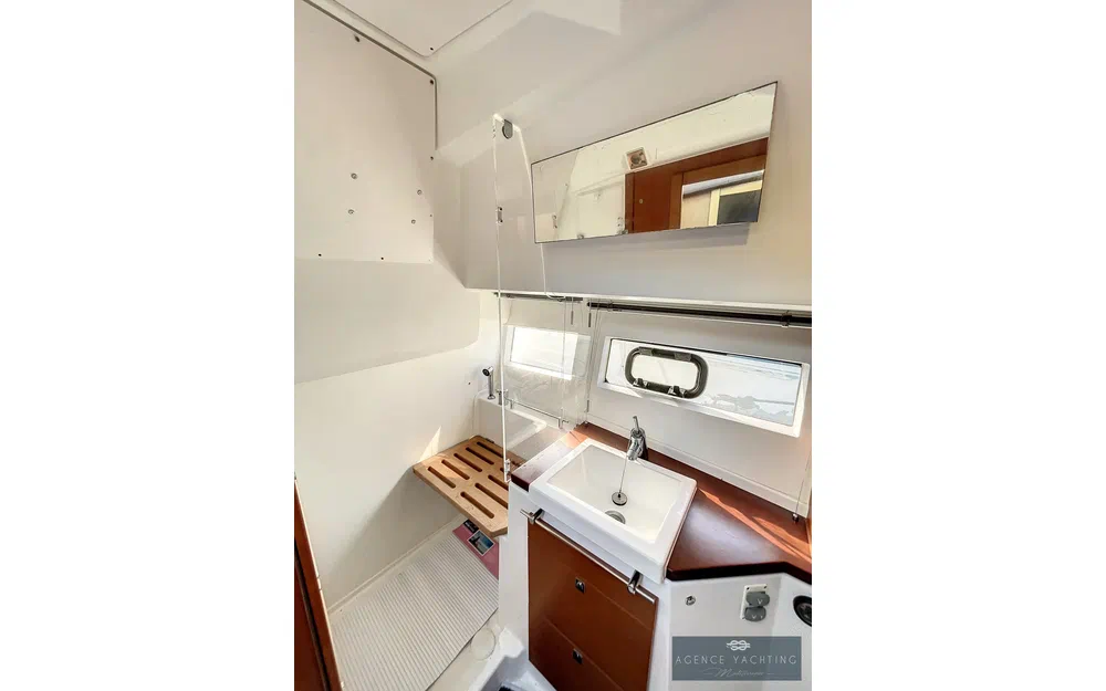 slider 21 Jeanneau NC 11