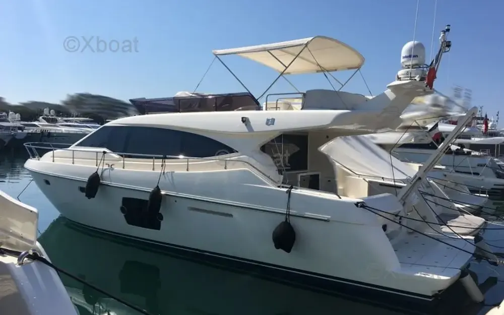 FerrettiFerretti 530