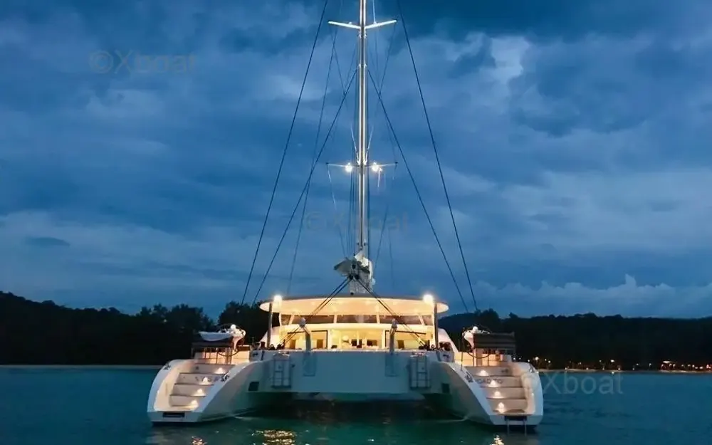 Serenity YachtsDixon 72