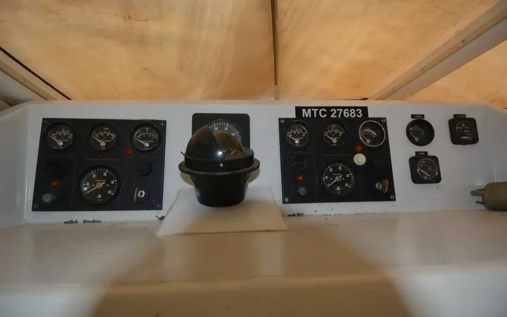 slider 9 Azimut  32
