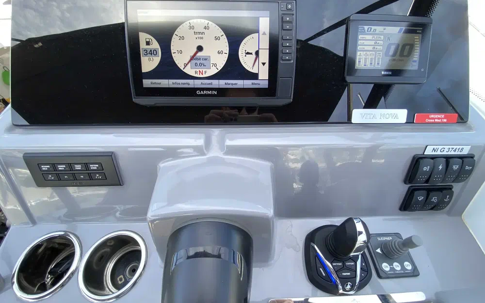 slider 12 Jeanneau Cap Camarat 7.5 WA