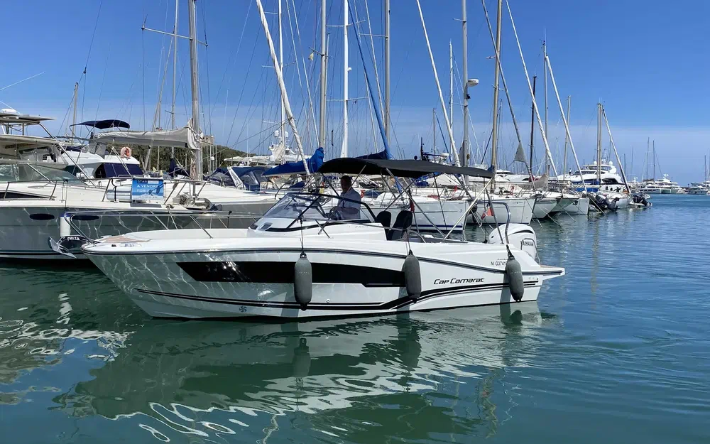 slider 1 Jeanneau Cap Camarat 7.5 WA