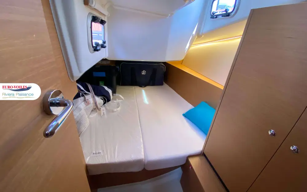 slider 13 Jeanneau sun odyssey 350