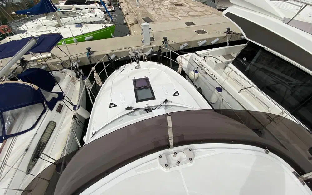 slider 9 Jeanneau Merry Fisher 1095