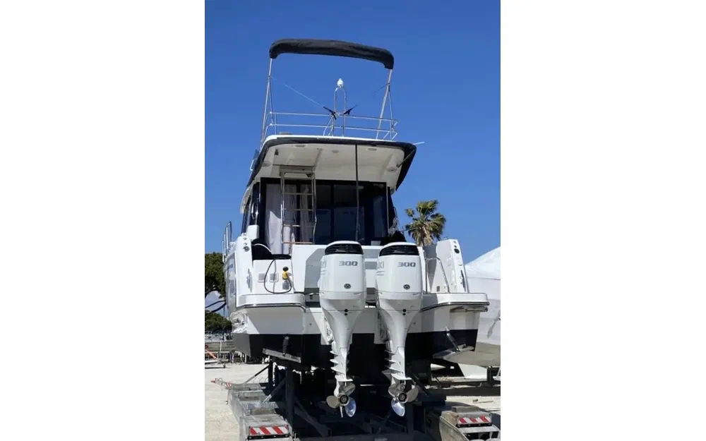 slider 1 Jeanneau Merry Fisher 1095