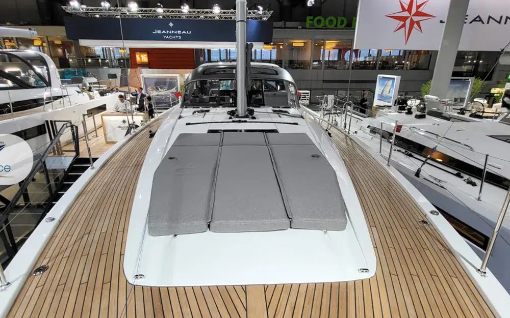slider 7 Jeanneau 55