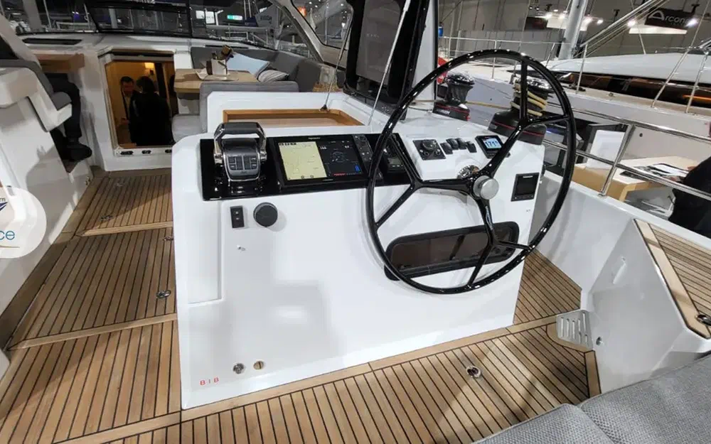 slider 8 Jeanneau 55