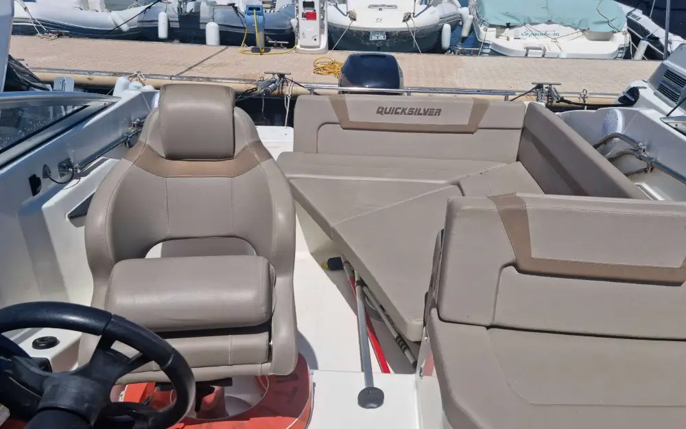 slider 5 Quicksilver Activ 805 Cruiser