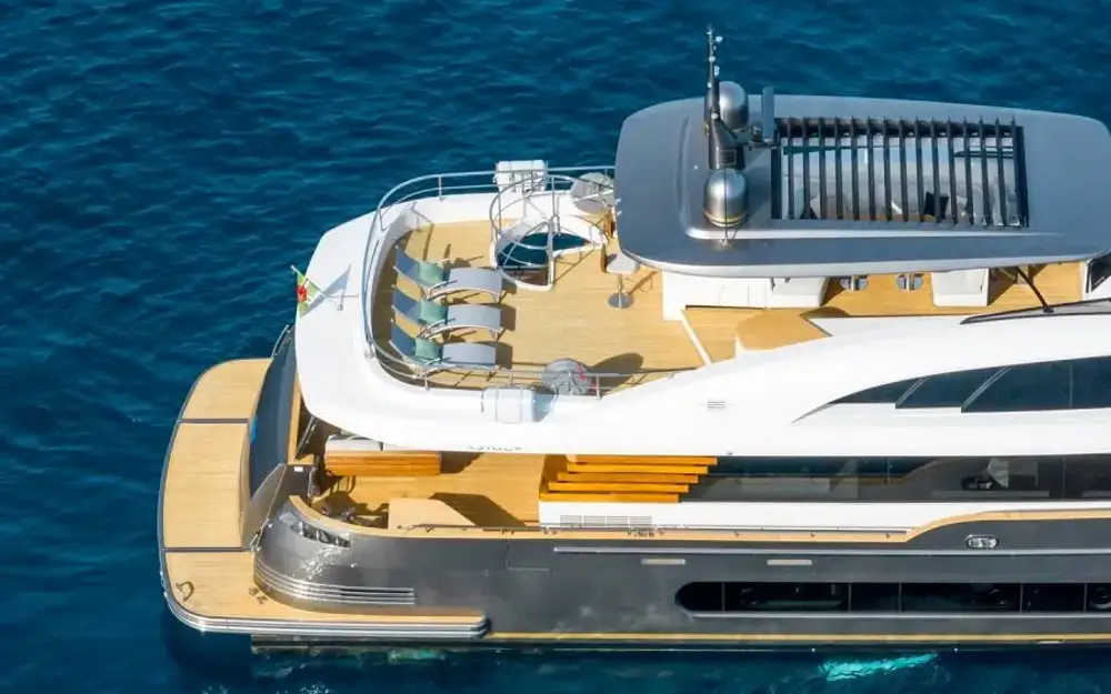 slider 20 Azimut Magellano 25