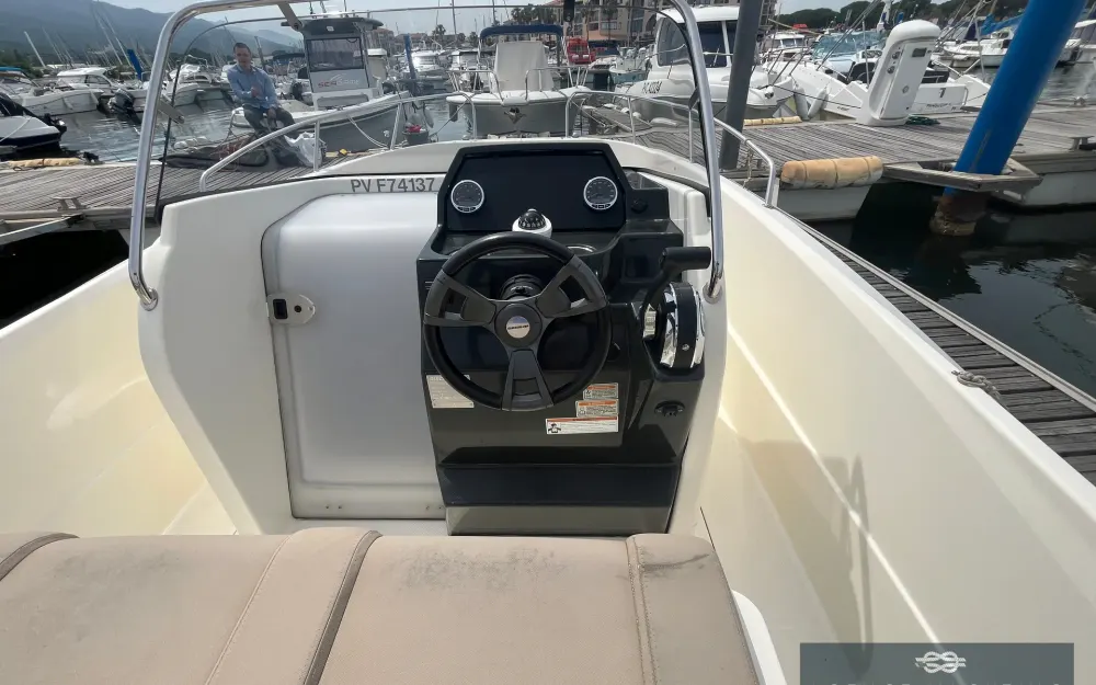 slider 13 Quicksilver  675