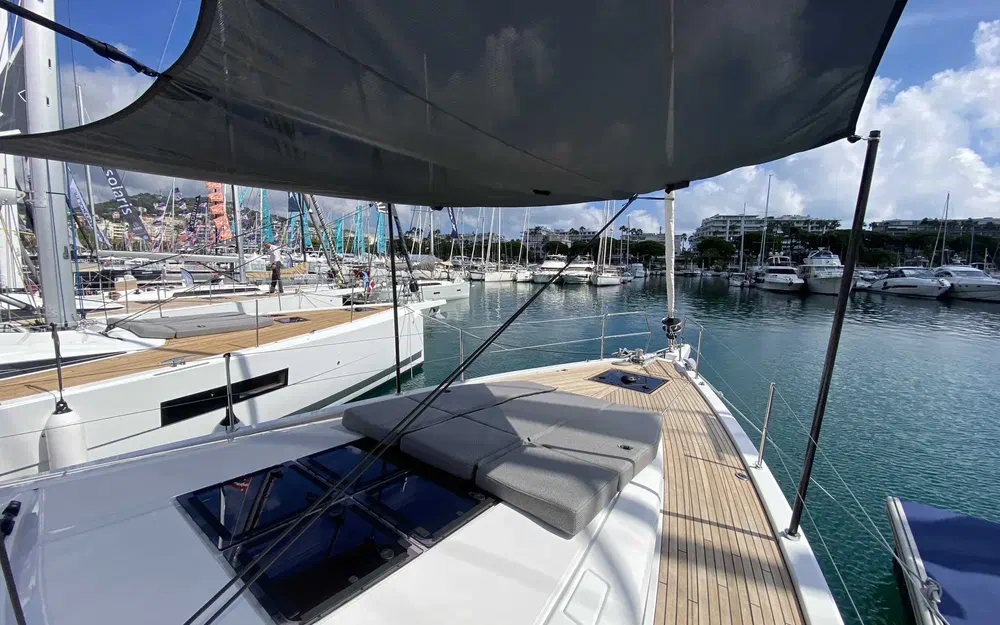 slider 8 Jeanneau  55