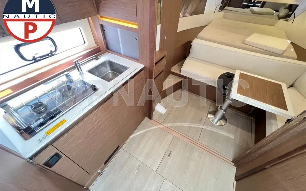 slider 13 Jeanneau Leader 36