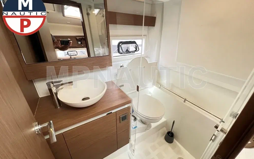 slider 19 Jeanneau Leader 36