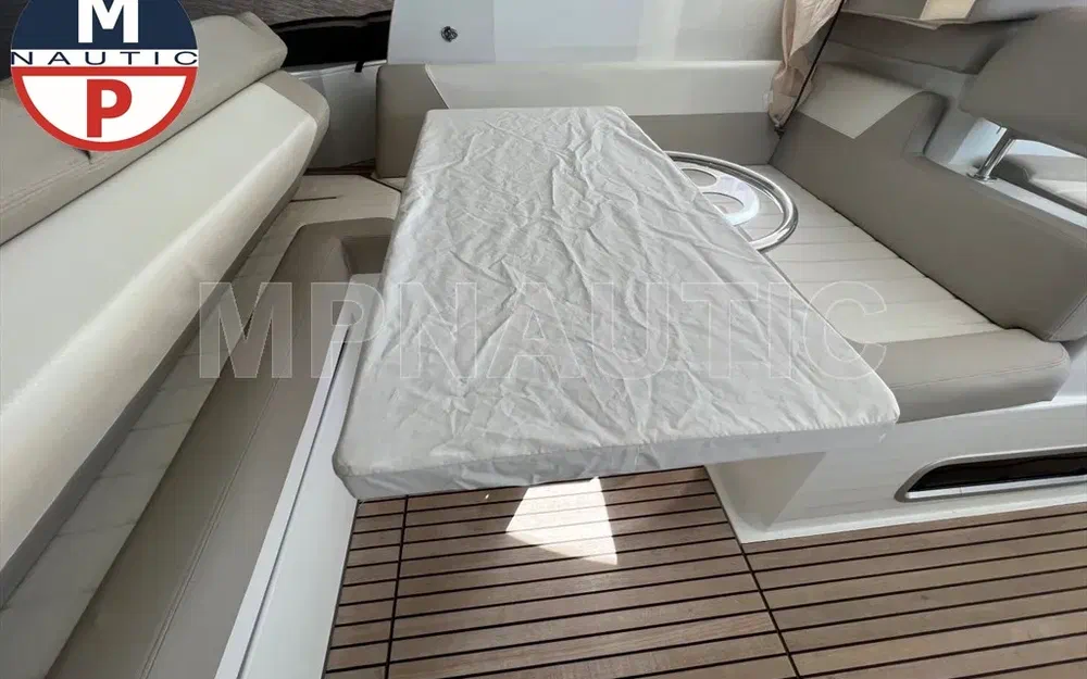 slider 5 Jeanneau Leader 36