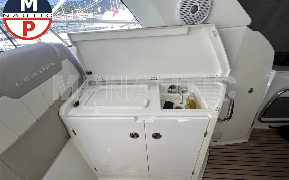 slider 6 Jeanneau Leader 36