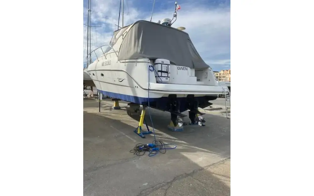 slider 2 Sessa Marine Oyster 40